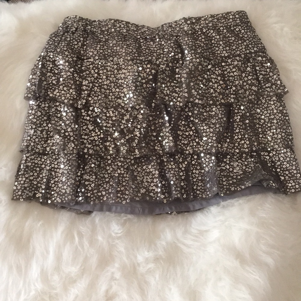 Express skirt.